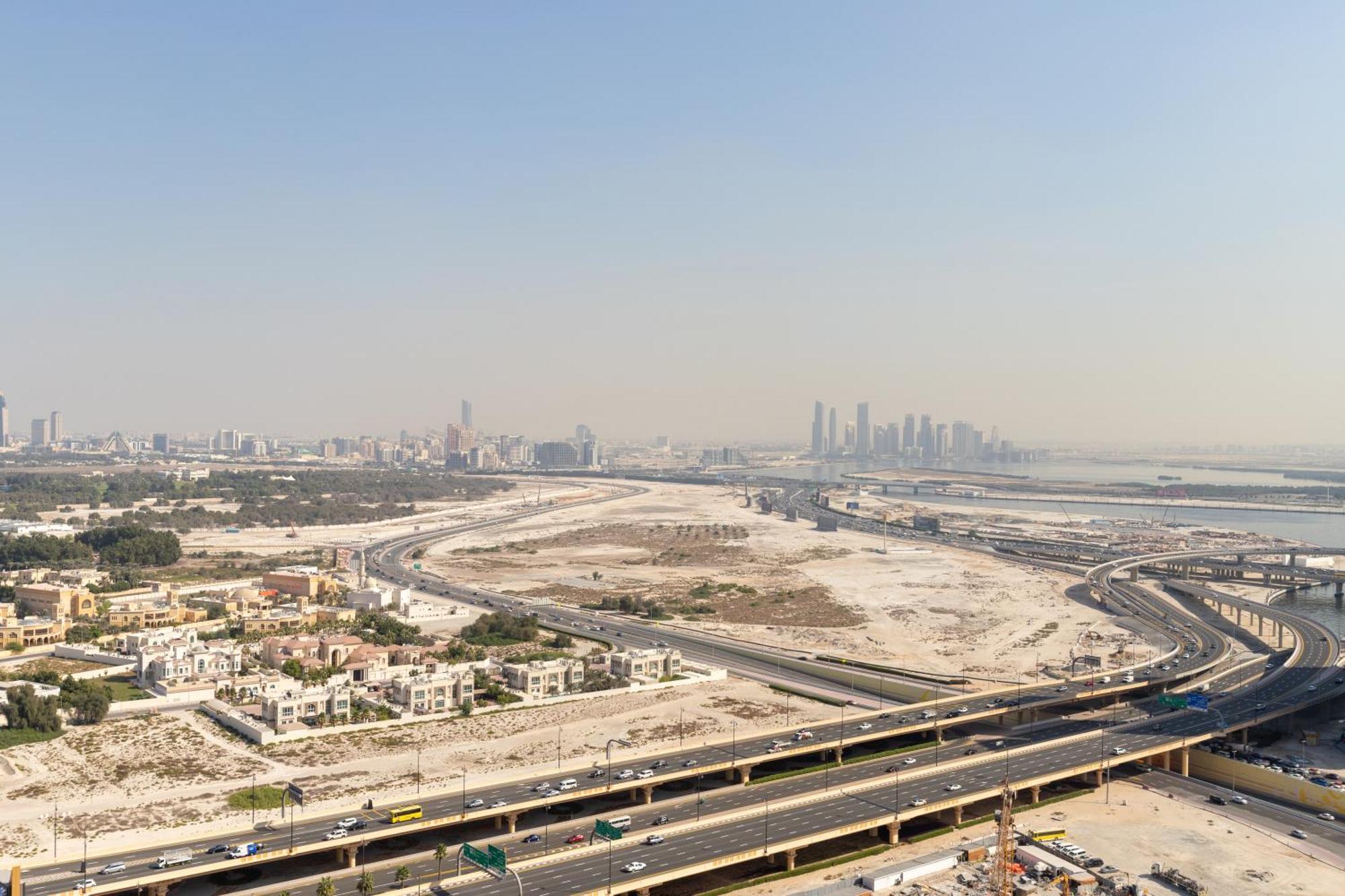 Modern 1Br Apartment, High Floor, Near Dubai Mall Экстерьер фото